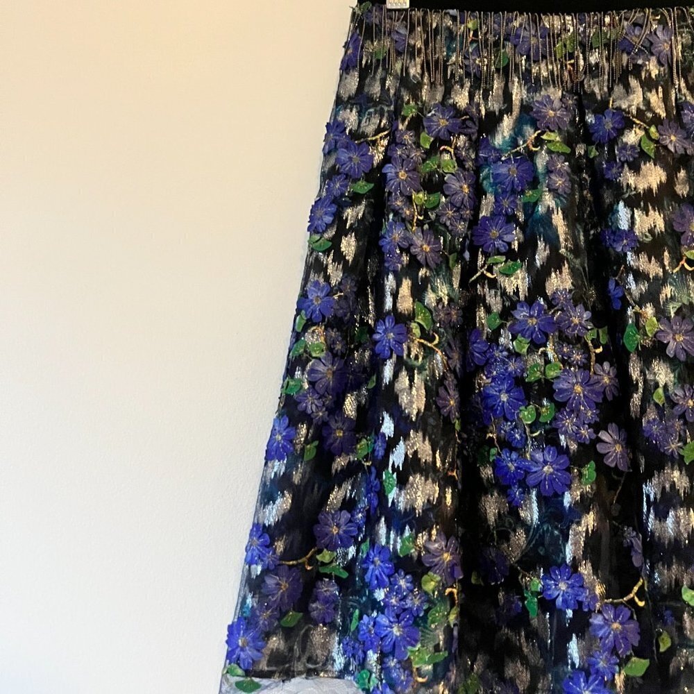 Elie Tahari Nicolette Floral Applique Skirt - Picture 3 of 11